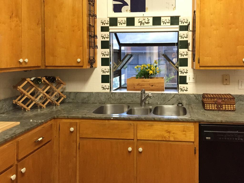 Hk Austin Hostel Ngoại thất bức ảnh