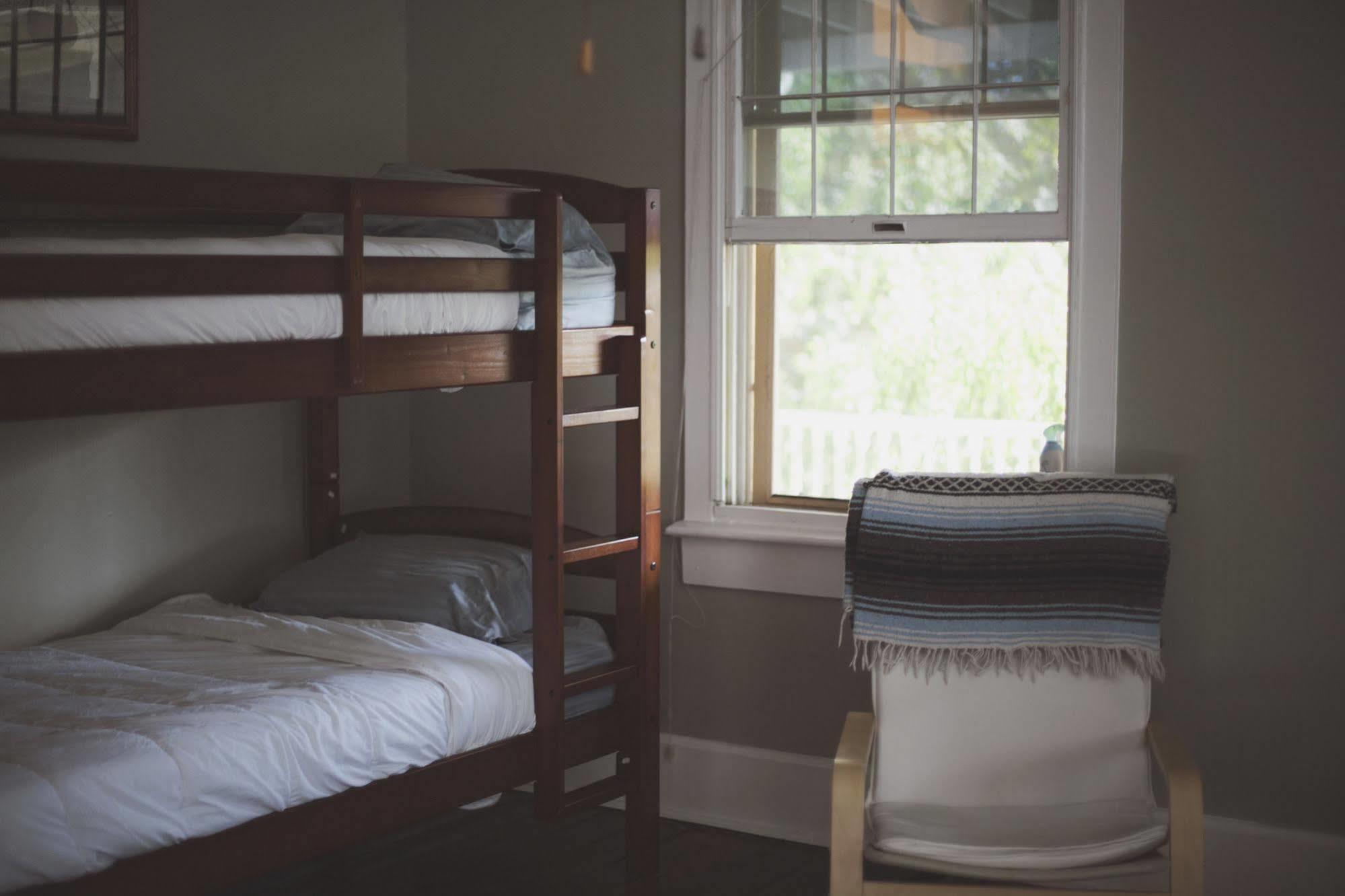 Hk Austin Hostel Ngoại thất bức ảnh